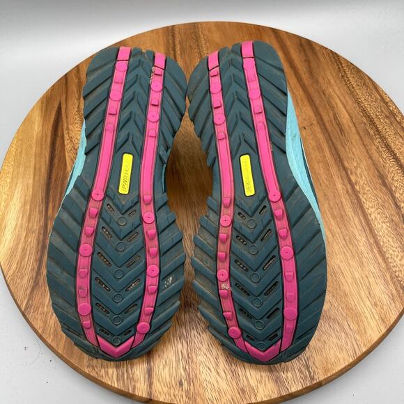 Saucony Xodus 10 Shoes Womens Size 7.5 Green Trail Running Walking Hiking - Picture 7 of 8